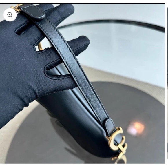 Christian Dior Saddle Smooth Calfskin Black GHW Shoulder Bag (Mini) - Picture 5 of 9